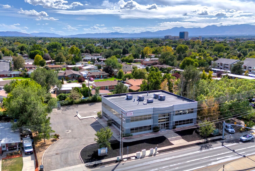 512 E 4500 S, Salt Lake City, UT à louer - Photo du bâtiment - Image 2 de 15
