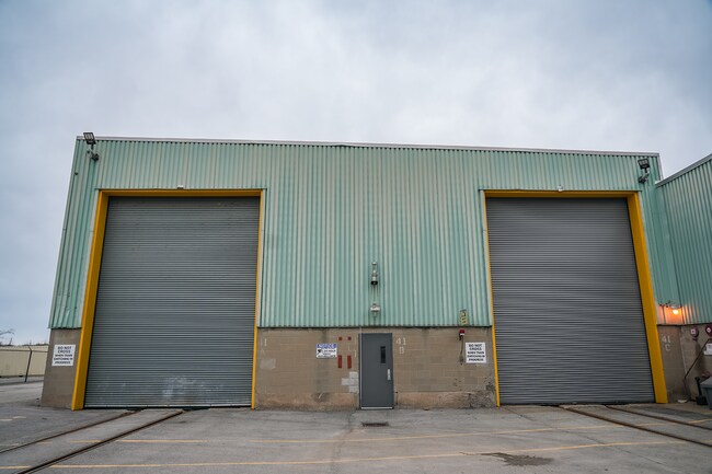 Plus de détails pour 3363 Davis Rd, Thorold, ON - Industriel à louer