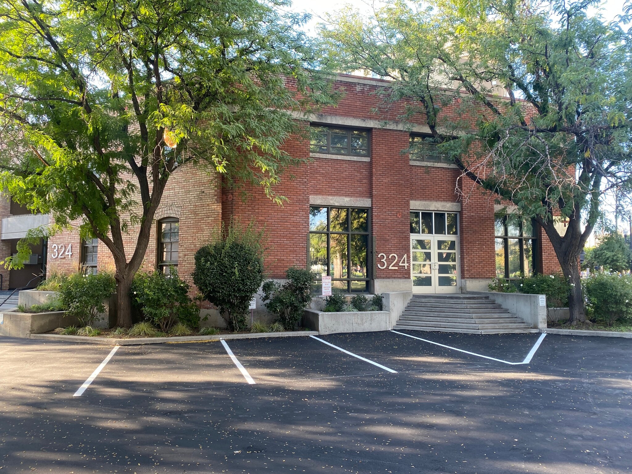324 S 400 W, Salt Lake City, UT for lease Primary Photo- Image 1 of 13