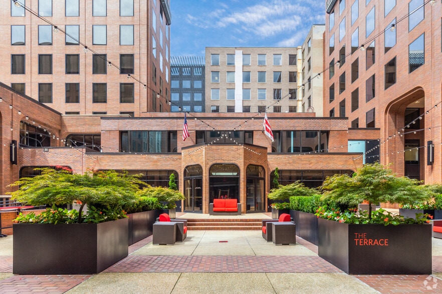 1120 20th St NW, Washington, DC for lease - Building Photo - Image 2 of 59