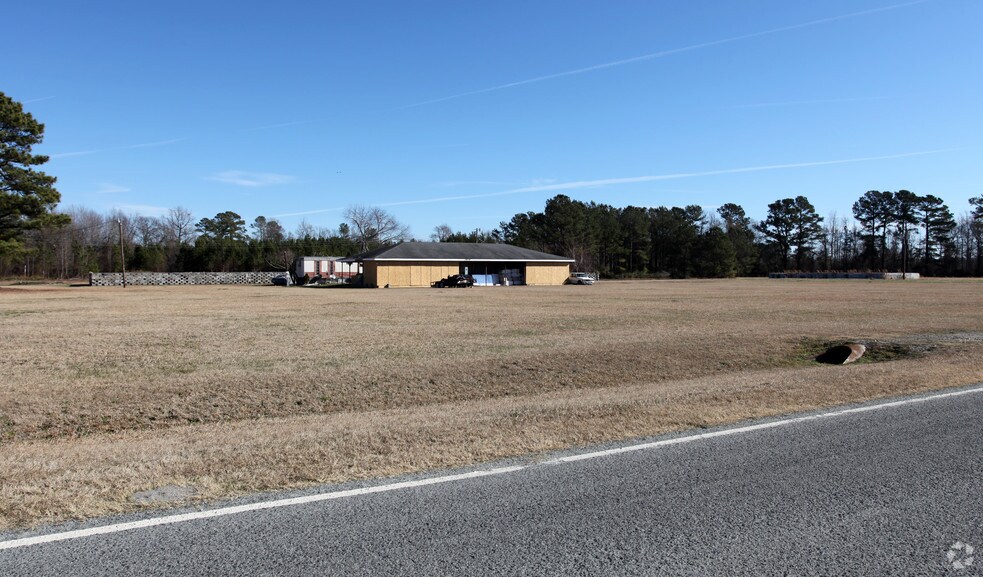 3939 Mclain St, Goldsboro, NC à vendre - Photo du bâtiment - Image 2 de 2