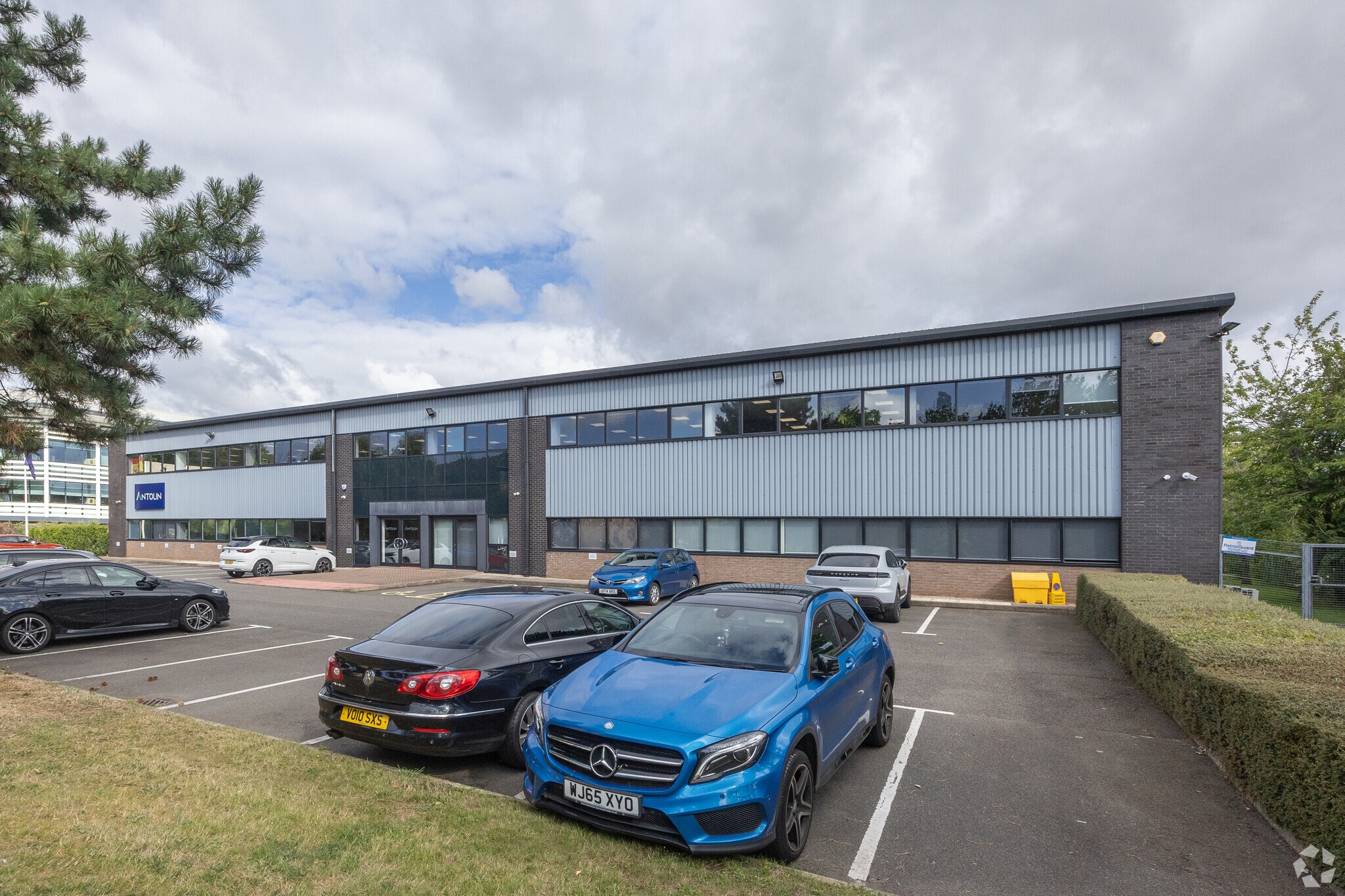 5 Apollo Way, Warwick for lease Primary Photo- Image 1 of 3