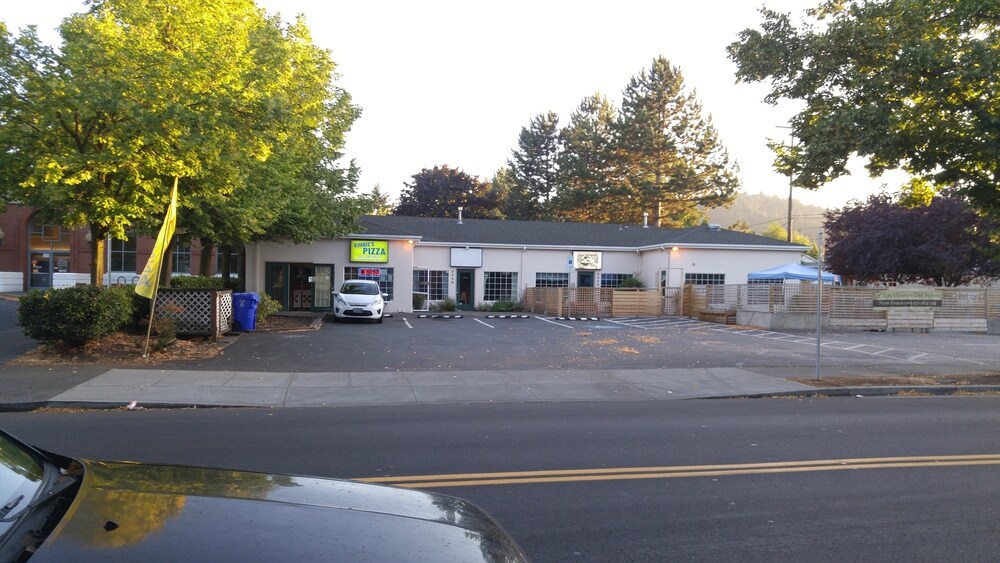 8436-8448 N Ivanhoe St, Portland, OR à vendre Photo principale- Image 1 de 1