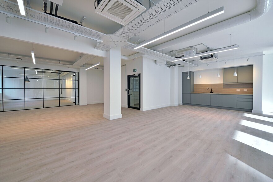 10-12 Mount St, Manchester à louer - Photo du bâtiment - Image 3 de 37