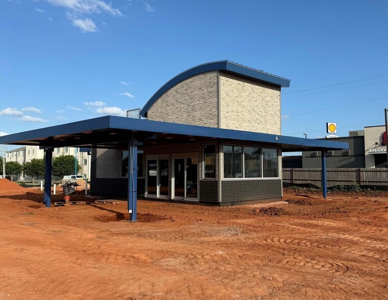 2415 S Country Club Rd, El Reno, OK for sale - Construction Photo - Image 2 of 2