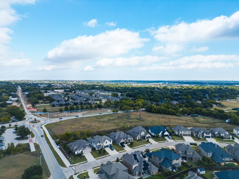 501 Whitley rd, Keller, TX à vendre - Photo du bâtiment - Image 2 de 4