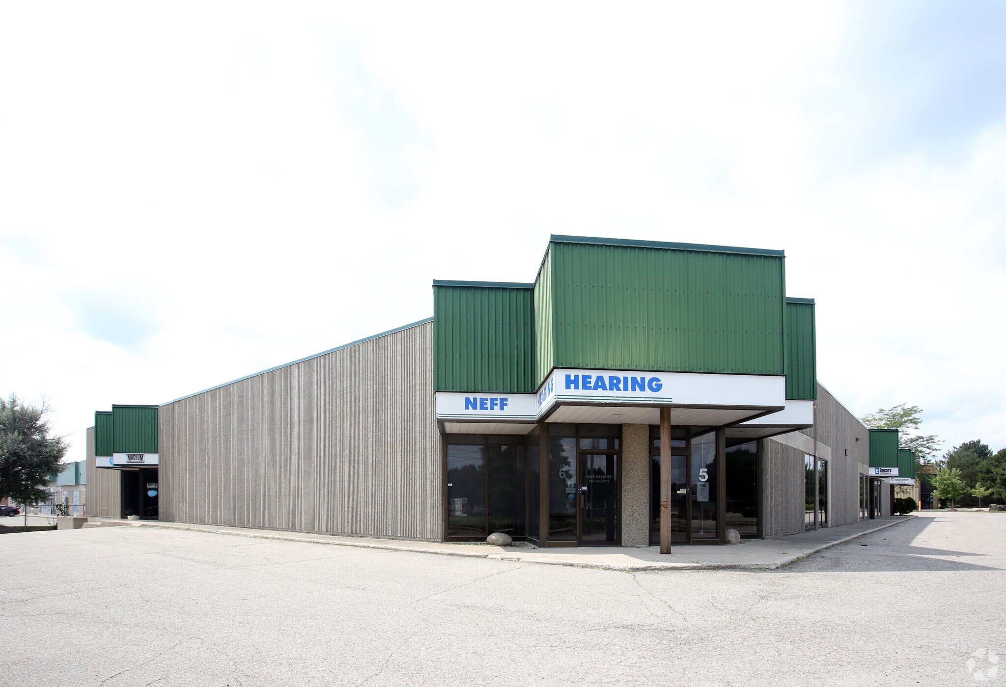 67 Watson Rd S, Guelph, ON for sale Primary Photo- Image 1 of 1