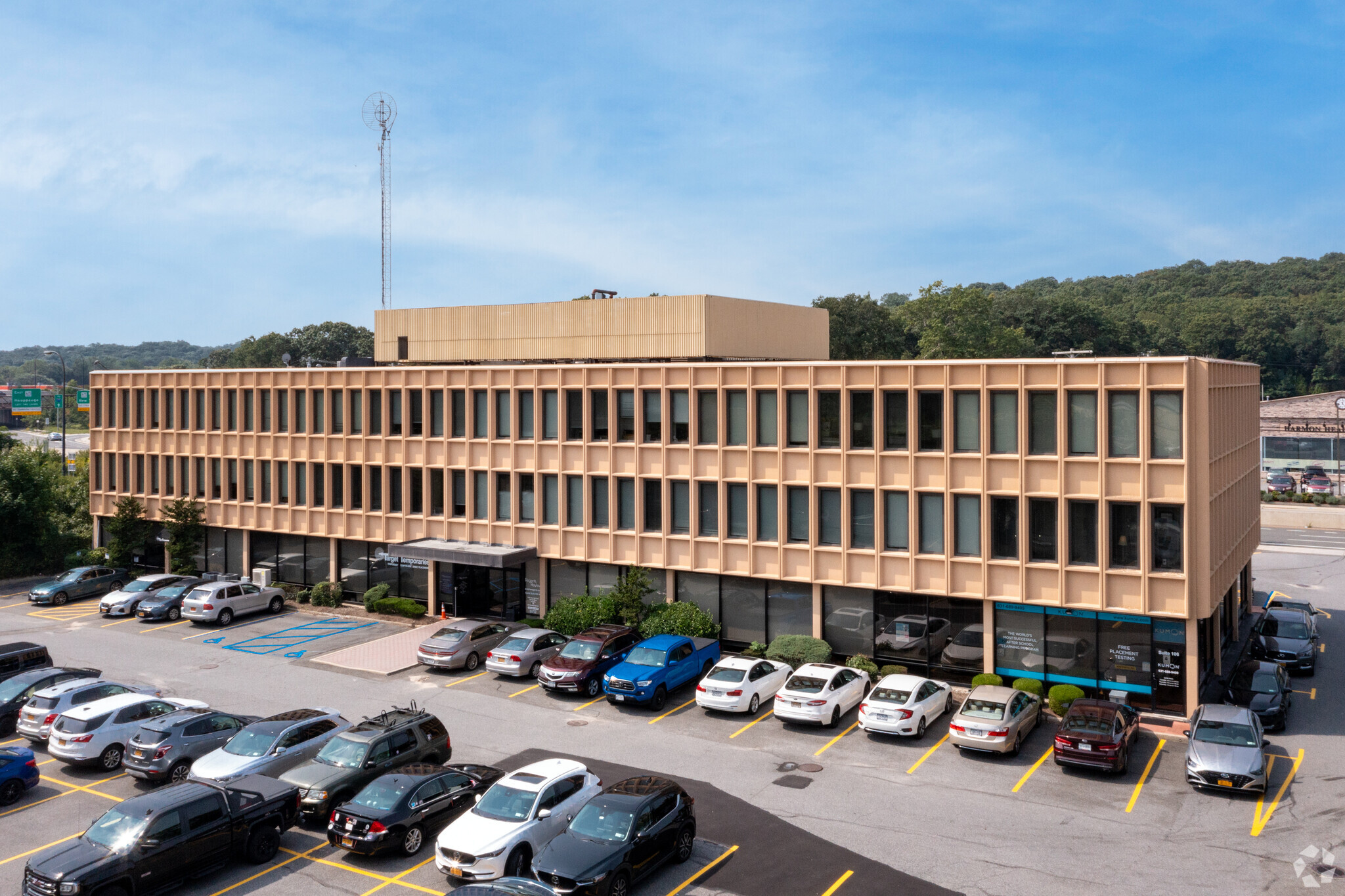 900 Walt Whitman Rd, Melville, NY for sale Primary Photo- Image 1 of 1