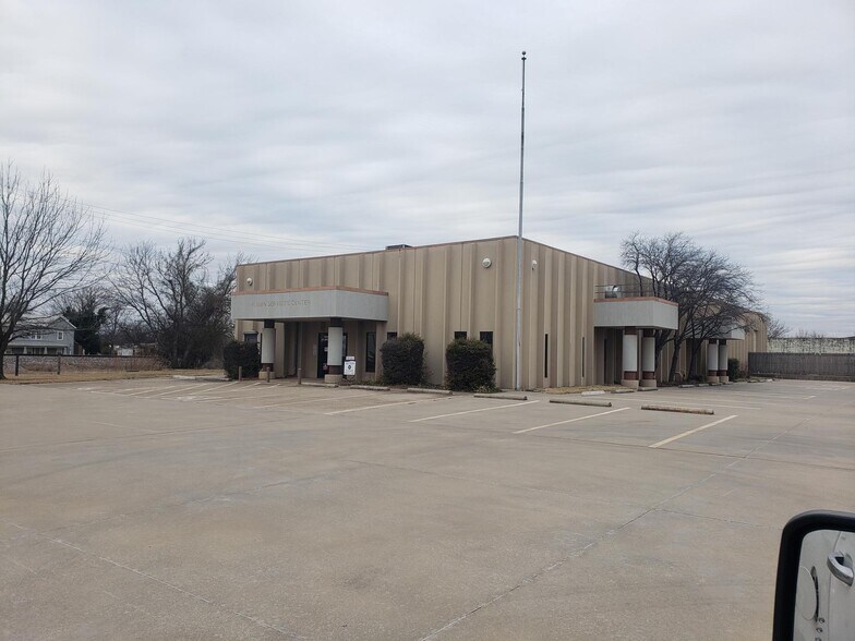 8189 U.S. Highway 70, Waurika, OK à vendre - Photo du bâtiment - Image 3 de 17