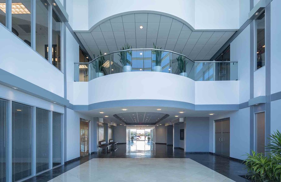 24624 Interstate 45, Spring, TX for lease - Lobby - Image 3 of 14