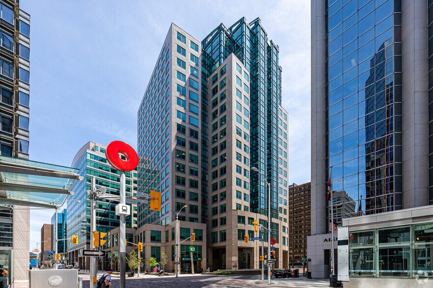 45 O'Connor St, Ottawa, ON à louer - Photo du bâtiment - Image 3 de 22