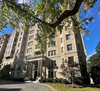 More details for 1026 16th St NW, Washington, DC - Retail for Lease