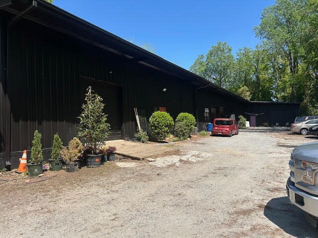 2217 Irvingdale Dr, Chamblee, GA à louer - Photo du bâtiment - Image 3 de 3