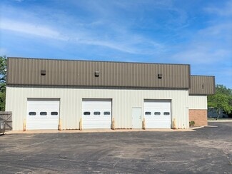 More details for 2200-2205 Tech Ct, Woodstock, IL - Industrial for Lease