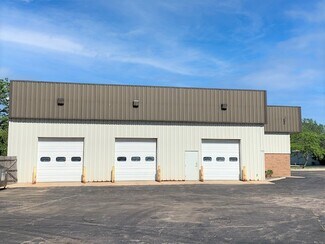 Plus de détails pour 2200-2205 Tech Ct, Woodstock, IL - Industriel à louer