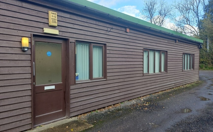 London Rd, Whimple à louer - Photo du bâtiment - Image 2 de 5