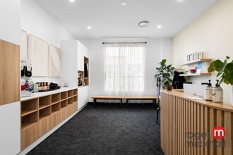 72A Great North Rd, Five Dock à louer Photo intérieure- Image 1 de 2