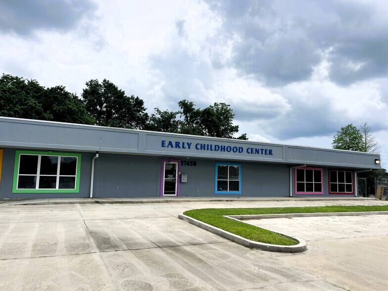 17450 Hoo Shoo Too Rd, Baton Rouge, LA à vendre - Photo du bâtiment - Image 3 de 24