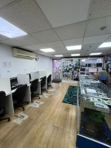 233 London Rd, Croydon à louer - Photo du bâtiment - Image 3 de 8