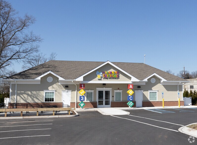 119 Highway 202, Raritan, NJ à vendre - Photo principale - Image 1 de 17