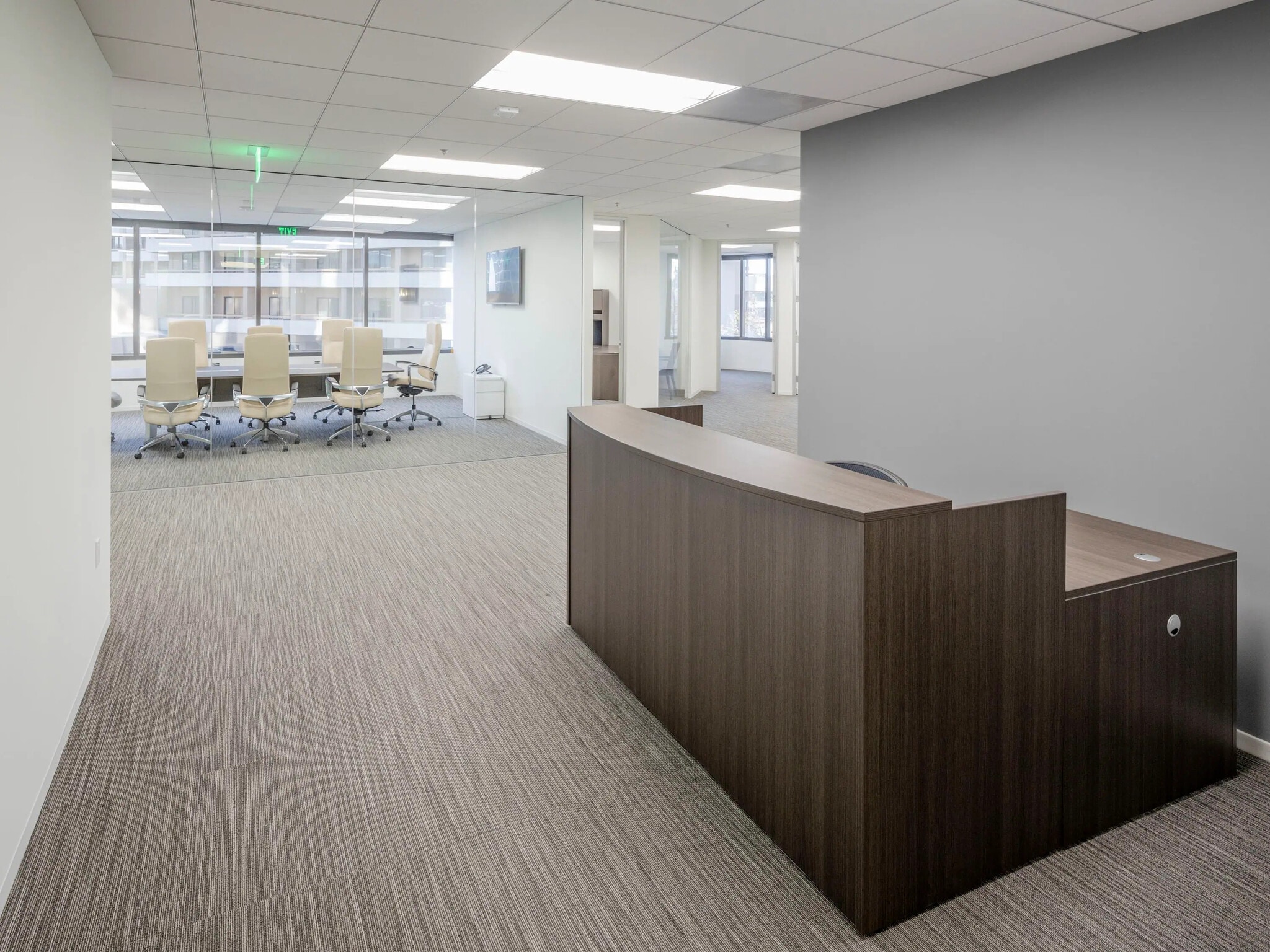 4270 Executive Sq, La Jolla, CA for lease Interior Photo- Image 1 of 13