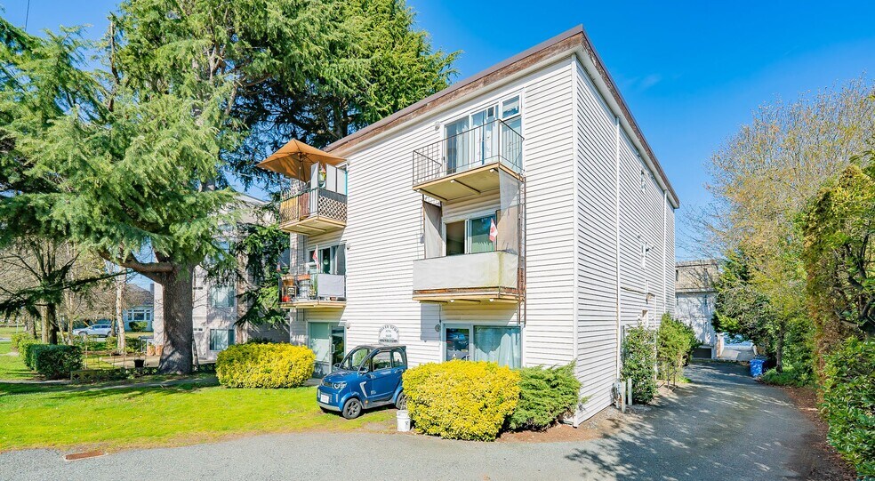 160 Stewart Av, Nanaimo, BC à vendre - Photo du bâtiment - Image 1 de 6