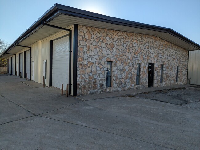 More details for 1511 Brandi Ln, Round Rock, TX - Industrial for Lease