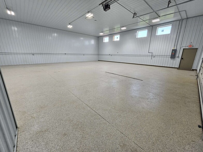 2000 E Manville Street, Tea, SD for lease - Interior Photo - Image 3 of 4