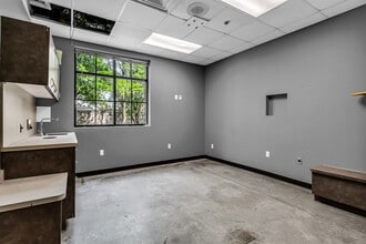 4340 N Josey Ln, Carrollton, TX for sale Interior Photo- Image 2 of 9