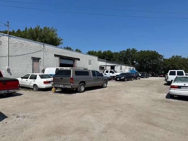 3409 N Grove St, Fort Worth, TX à vendre - Photo du bâtiment - Image 3 de 4