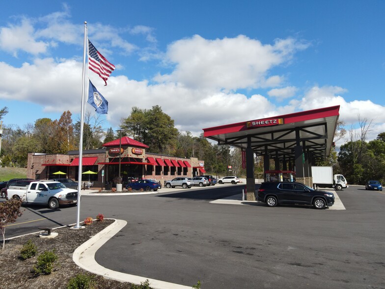 7506 Williamson Rd, Roanoke, VA for sale - Building Photo - Image 2 of 2