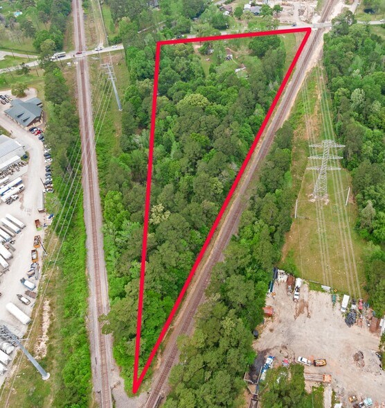 26032 Hardin Store Rd, Magnolia, TX à vendre - Photo du bâtiment - Image 2 de 3