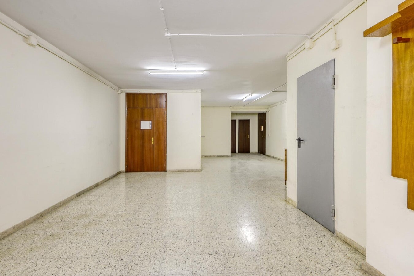 Figueres, GER 17600 - Unit - -  - Interior Photo - Image 1 of 24