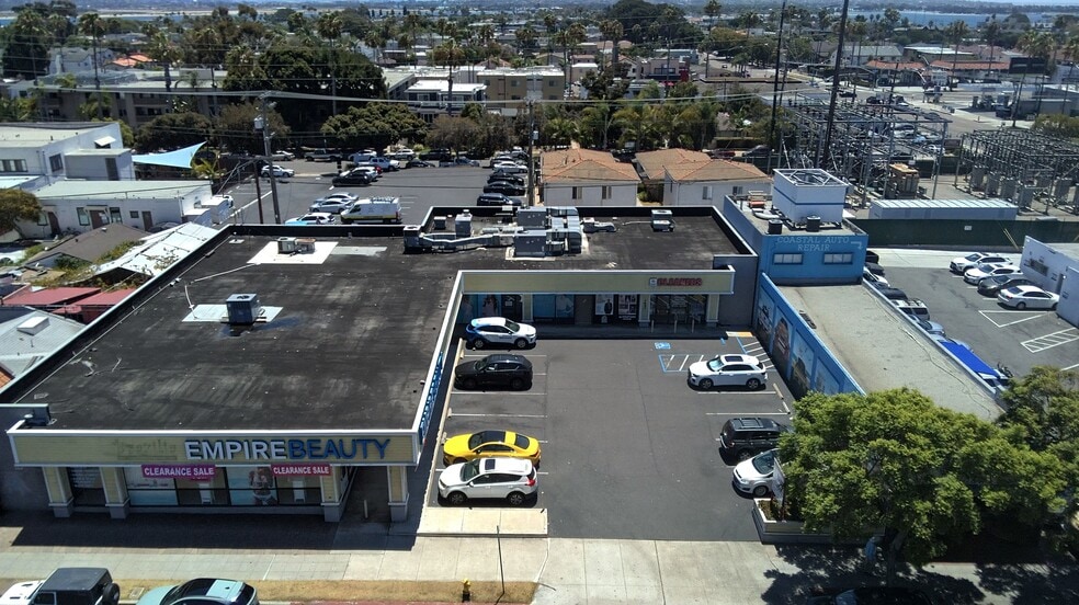1631-1637 Garnet Ave, San Diego, CA for sale - Building Photo - Image 3 of 12