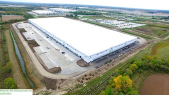 Highland Commerce Center of Somers - Warehouse