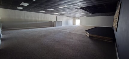 101-143 City Smitty Dr, Saint Marys, GA for lease Interior Photo- Image 2 of 5