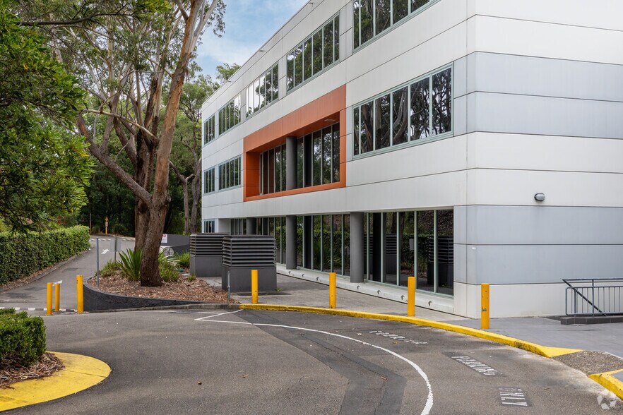 166 Epping Rd, Lane Cove à louer - Photo du bâtiment - Image 3 de 4