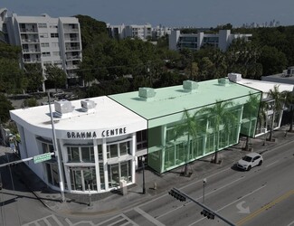 Plus de détails pour 6399 Biscayne Blvd, Miami, FL - Vente au détail à louer