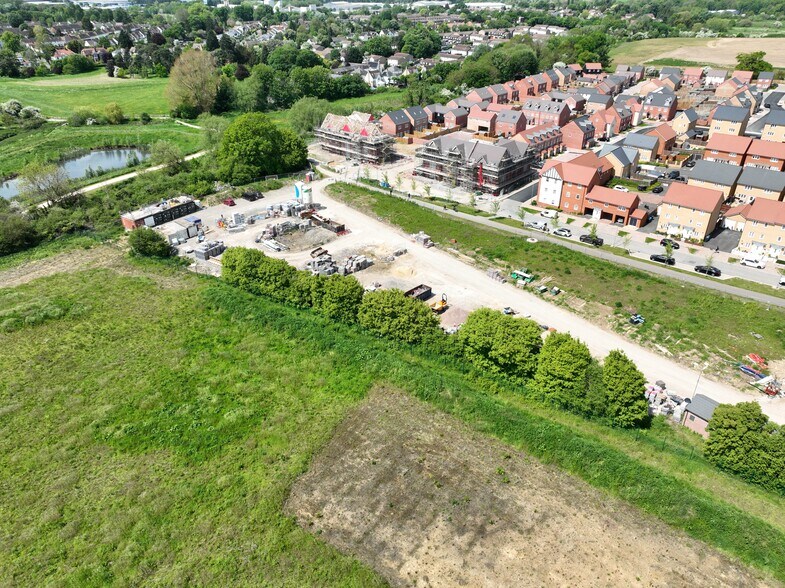 Gilden Way, Harlow à vendre - Photo du bâtiment - Image 2 de 3