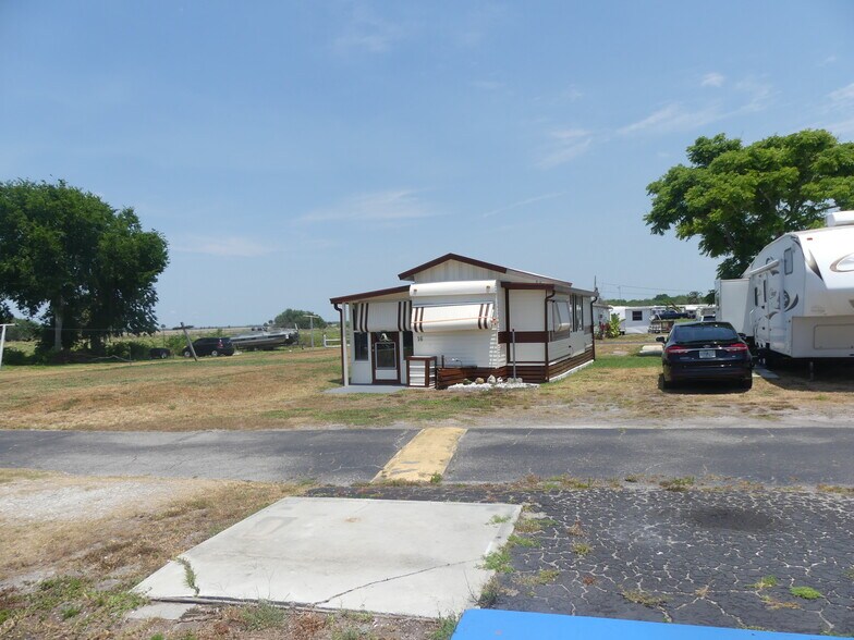 8791 FL-78 Hwy, Okeechobee, FL à vendre - Photo du bâtiment - Image 3 de 15