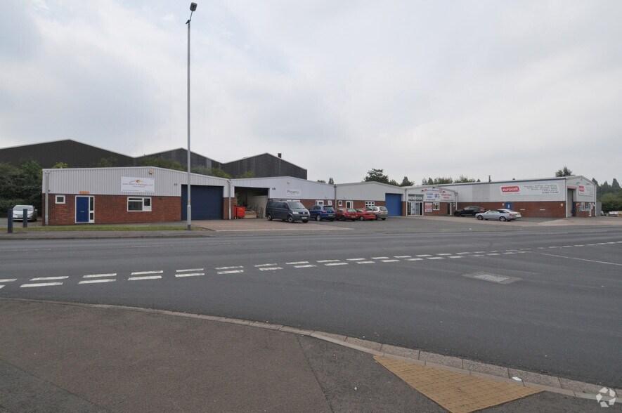 Planetary Rd, Willenhall à louer - Photo du bâtiment - Image 3 de 3