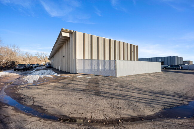 Plus de détails pour 1130 Valley St, Colorado Springs, CO - Industriel à louer