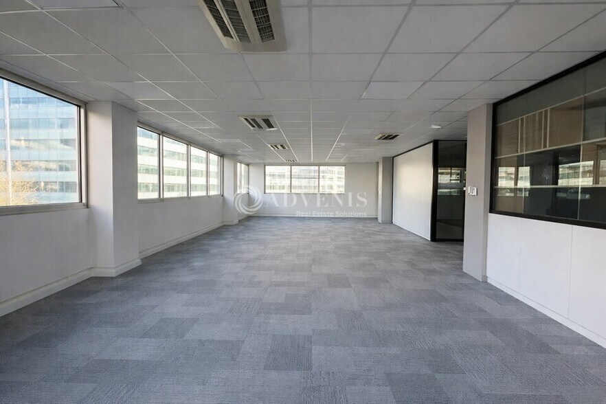 12 Rue Rouget De Lisle, Issy-les-Moulineaux à louer - Photo intérieure - Image 2 de 10