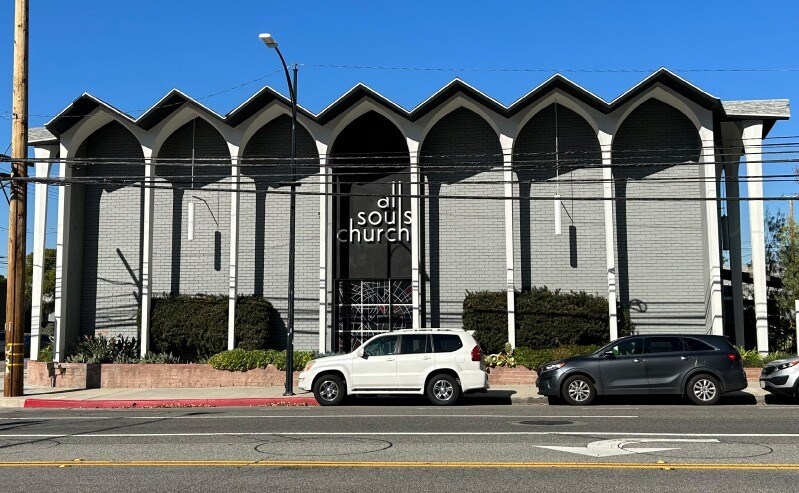 2201 W Alameda Ave, Burbank, CA à louer - Photo du bâtiment - Image 1 de 1