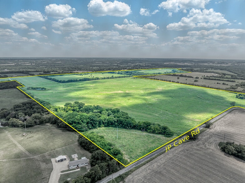 606.51 Acres, Sherman, TX à vendre - Photo du bâtiment - Image 2 de 27