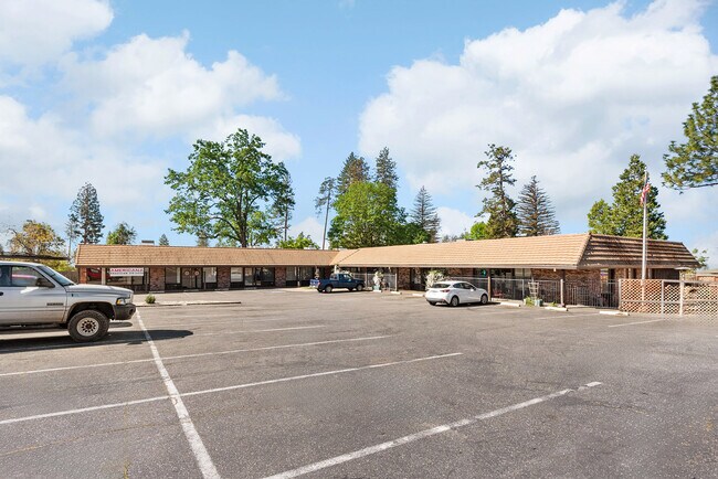 More details for 7126 Skyway, Paradise, CA - Retail for Sale