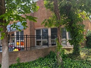 18225 Sloane Ave, Lakewood, OH for lease Building Photo- Image 2 of 6