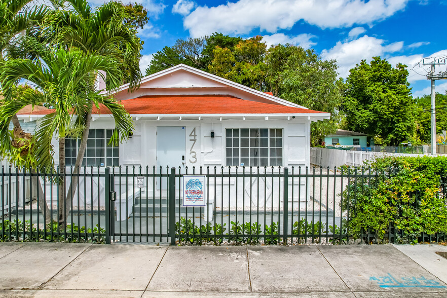 Destination Dream Airbnb portefeuille de 2 propriétés à vendre sur LoopNet.ca - Photo du bâtiment - Image 2 de 74