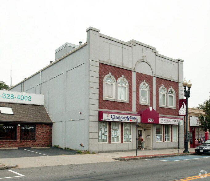 680 Hancock St, Quincy, MA à louer - Photo du bâtiment - Image 2 de 5