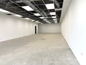 104-192 N Bolingbrook Dr, Bolingbrook, IL for lease Interior Photo- Image 2 of 4